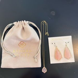 Kendra Scott Carla Gold Drop Earrings in Rose quartz with matching necklace.NWOT
